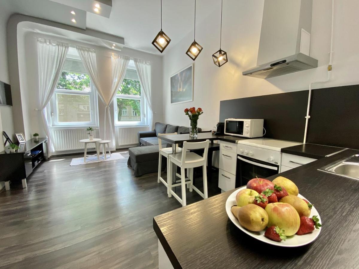 Art Apartment Segedin Dış mekan fotoğraf